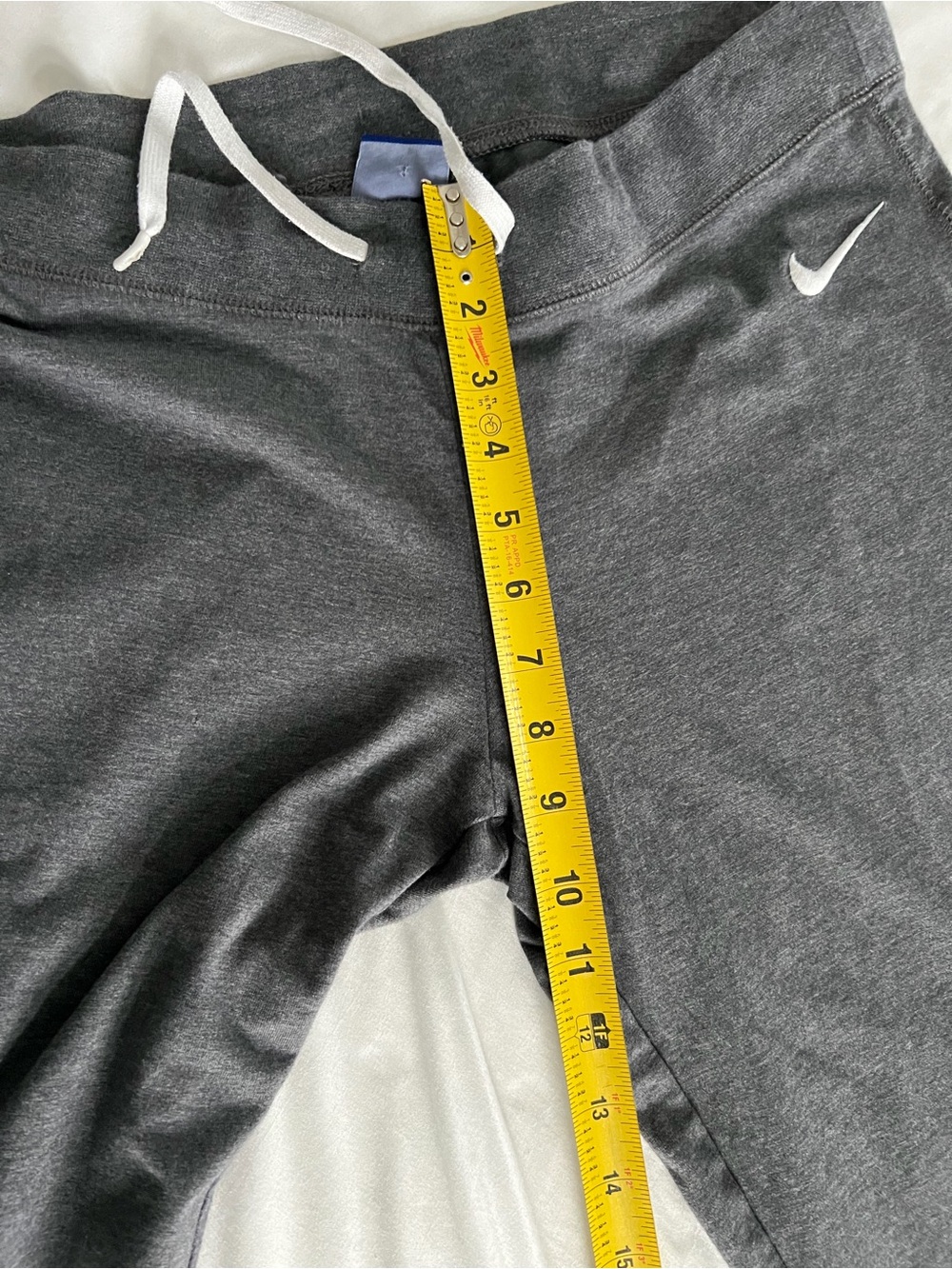 Nike 3/4ths Dark Gray Drawstring Capri Sweatpants - Picture 7 of 10